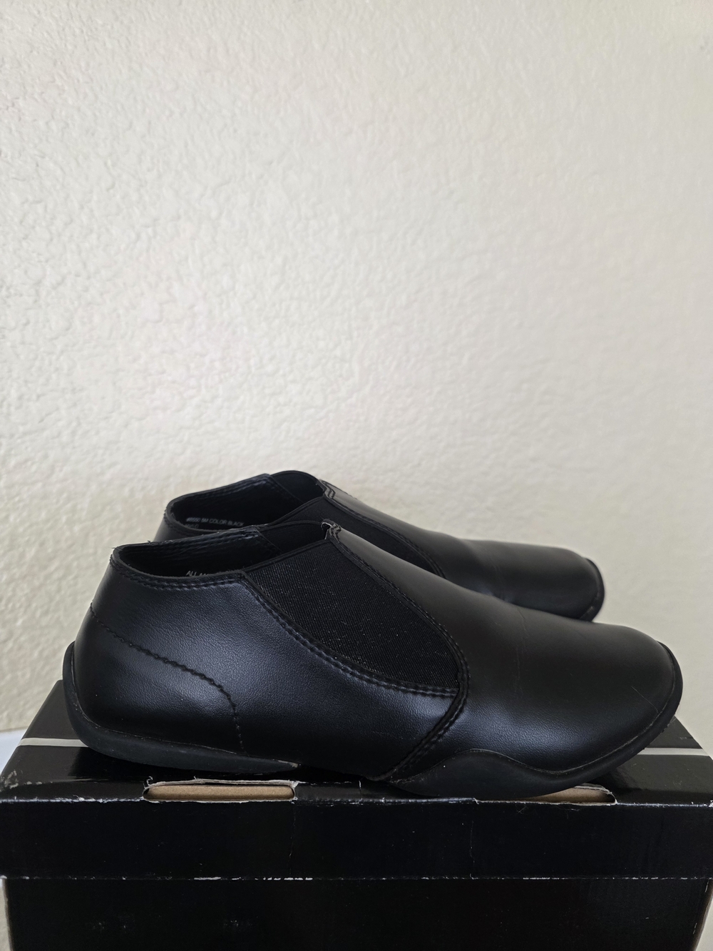 Color guard shoe Black Slip-On Leather-Look Comfort Shoes